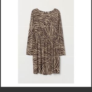 ❤H&M Zebra Print Dress